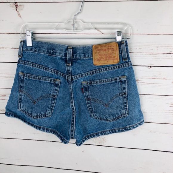 Levi's Pants - Levi's Denim Short Shorts Size 5